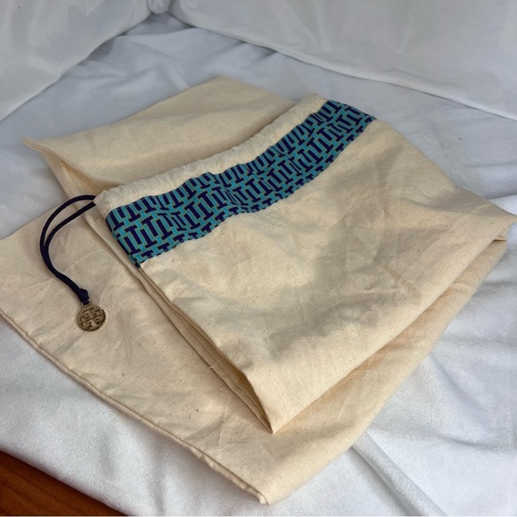 Tory Burch Cream Dust Bag with Blue Accents 23” x 23” - Picture 5 of 5